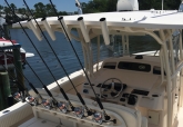 33' Grady White Center Console 33' Grady White Center Console